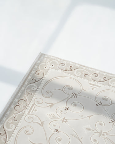 Elia Rug contemporary white patterned rug with smooth finish