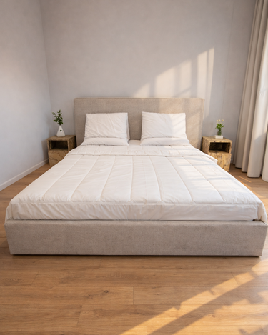 Maelia Upholstered Bed