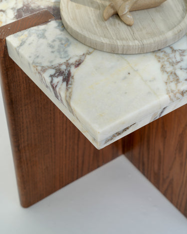 Hano Calacatta Viola Marble & Red Oak Side Table