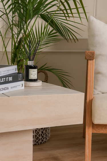 Ivora Serpeggiante Marble Side Table