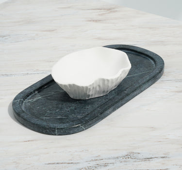 Lumi oval spider green marble platter with recessed centre