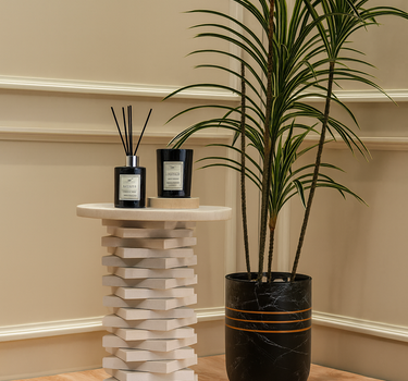 Callaia Serpeggiante Marble Side Table