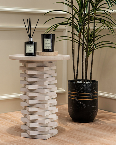 Callaia Serpeggiante Marble Side Table