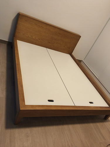 Safat White Oak Solid Wood King Size Bed